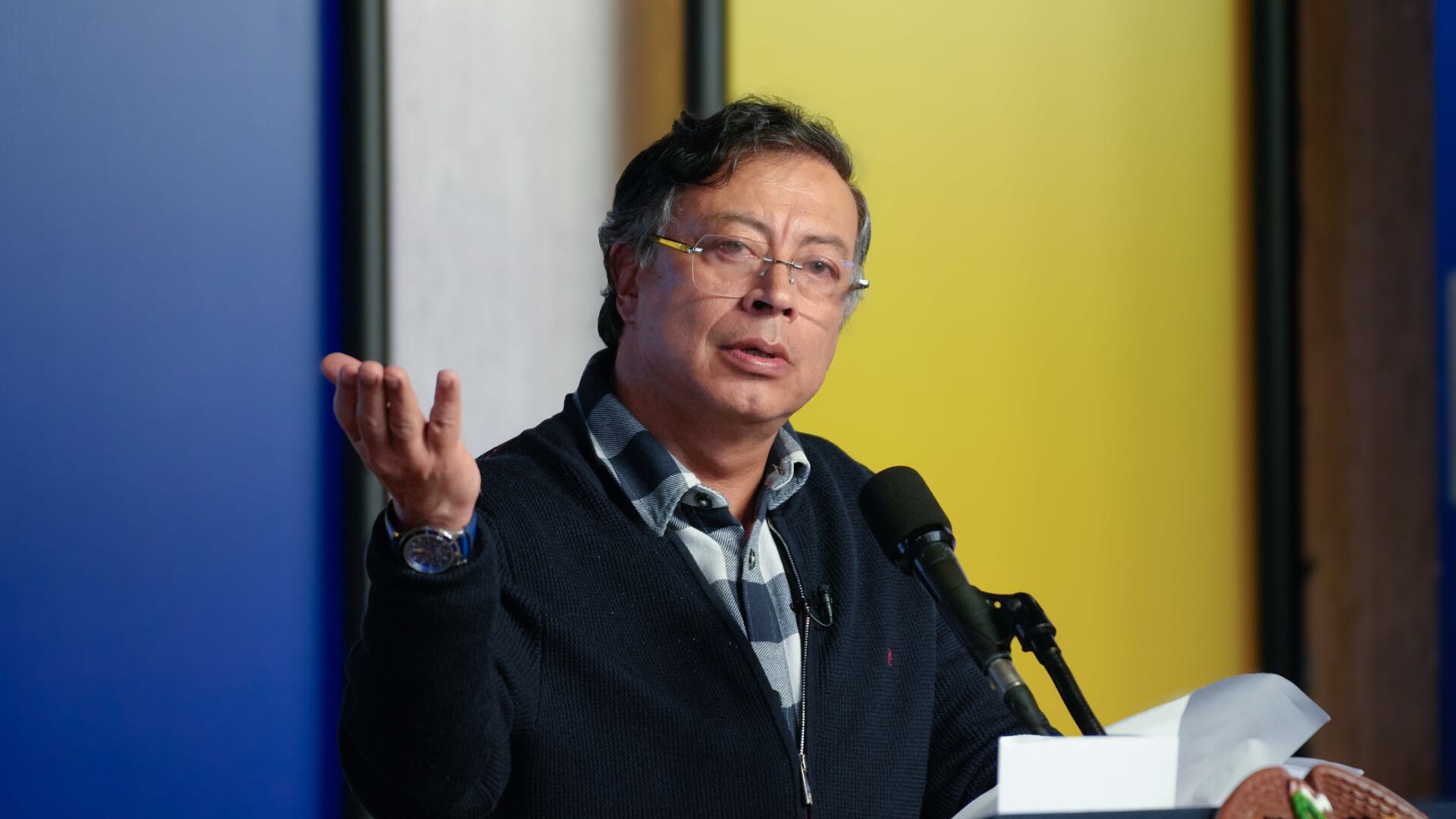 Petro arremetió contra el preconteo en manos de Thomas Greg & Sons