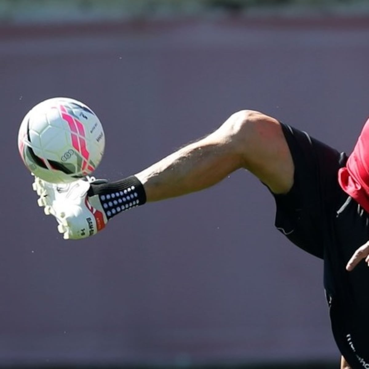 Canal 13 transmitirá un partido del campeonato nacional en vivo Canal 13 transmitirá un partido del campeonato nacional en vivo