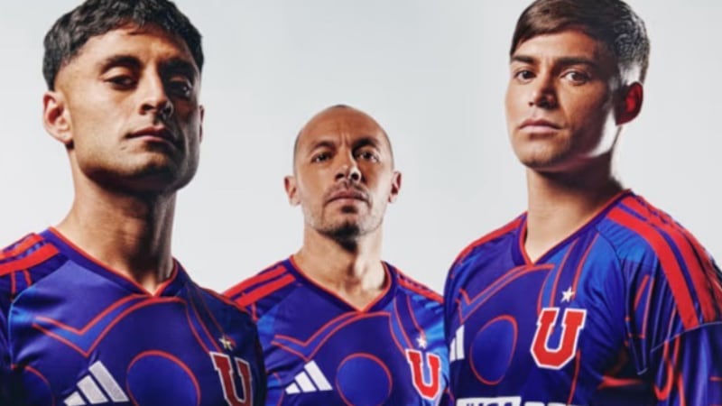 Universidad de Chile presentó su indumentaria del 2026 con dos diseños muy innovadores