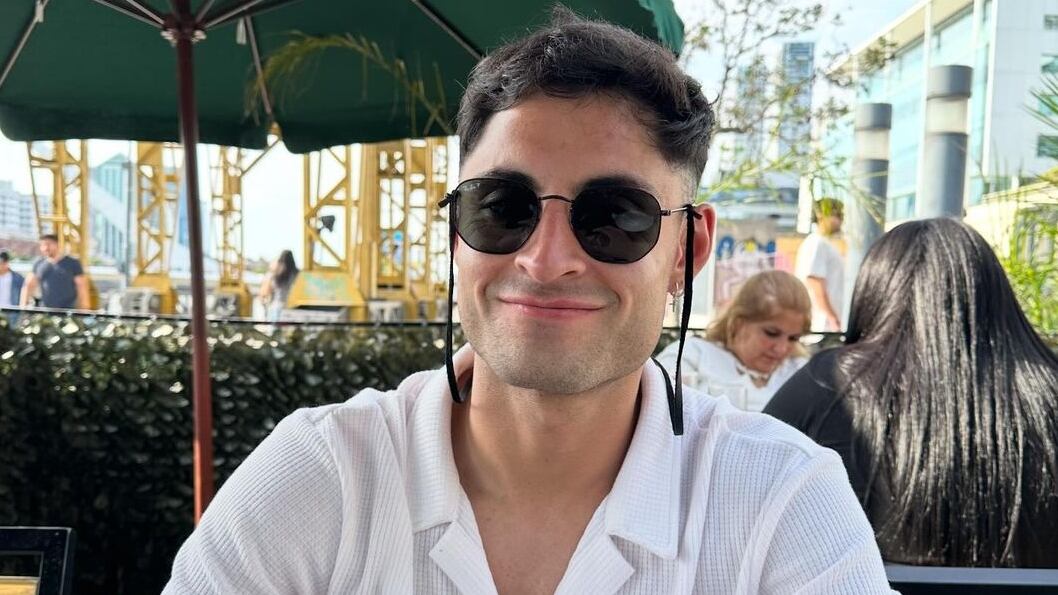 El delantero chileno de Estudiantes de La Plata fue trasladado de centro médico para seguir su tratamiento tras sufrir una trombosis el pasado fin de semana en el partido de su equipo frente a Boca Juniors.