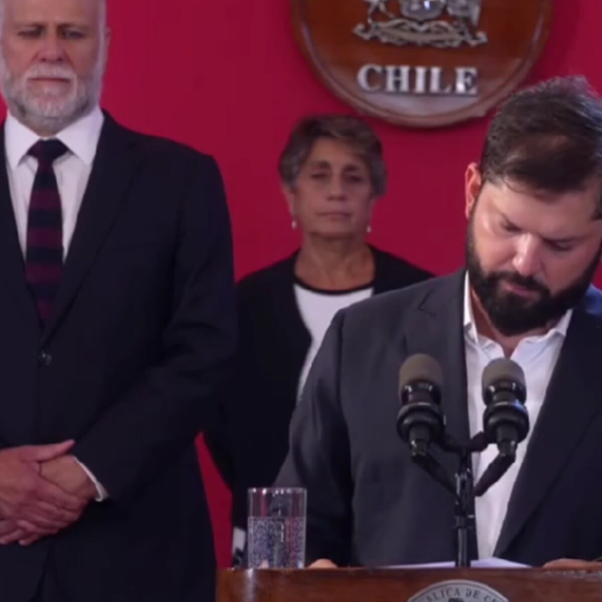 Boric elogia a Elizalde y Tohá por su gestión política Boric elogia a Elizalde y Tohá por su gestión política