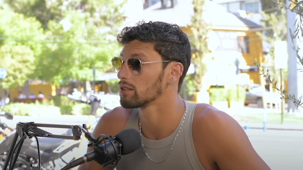 Jhonatan Mujica | Captura: El Podcast de Eva