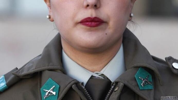 Mujer fue detenida tras morder a carabinera durante fiscalización al comercio ambulante en Lota