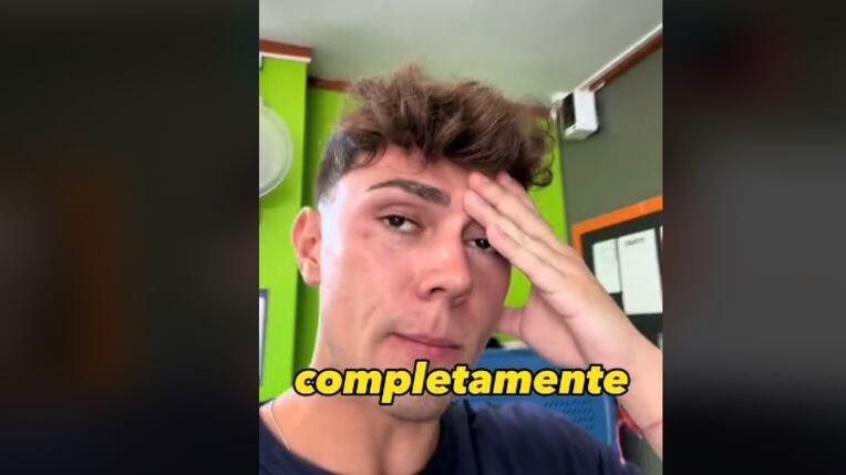 El profesor quedó asombrado por la nueva técnica de los estudiantes para copiarse