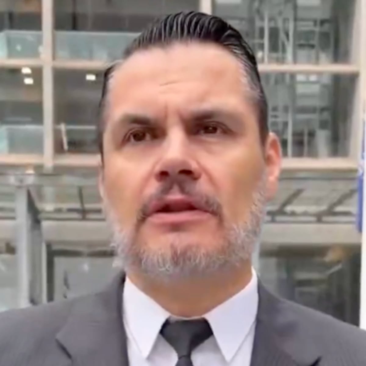 Claudio Crespo se disculpa por compartir meme contra Gustavo Gatica Claudio Crespo se disculpa por compartir meme contra Gustavo Gatica