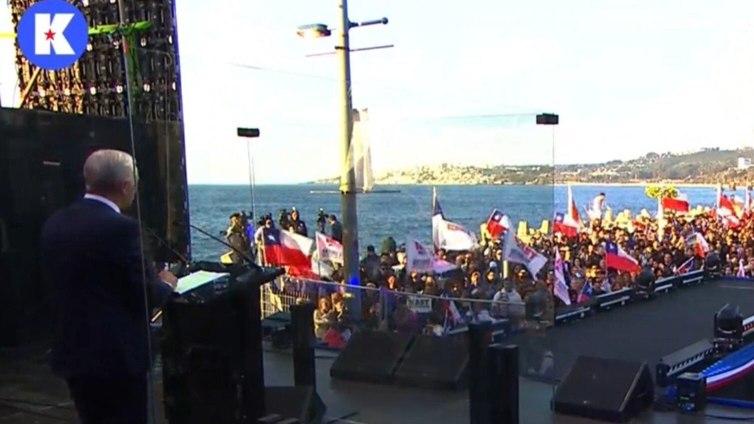 Podio antibalas de Kast