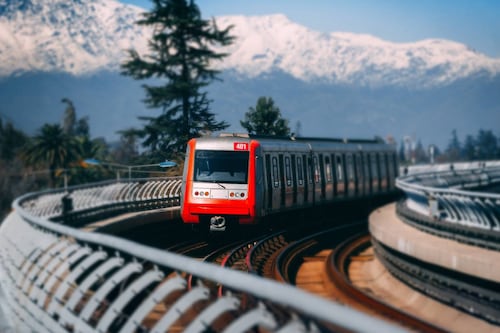 Elecciones 2025: Metro y servicios urbanos de EFE serán gratuitos este domingo 16 de noviembre