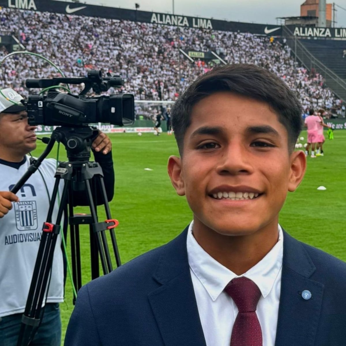 Pol Deportes: joven narrador peruano vuelve a ser tendencia en redes sociales Pol Deportes: joven narrador peruano vuelve a ser tendencia en redes sociales