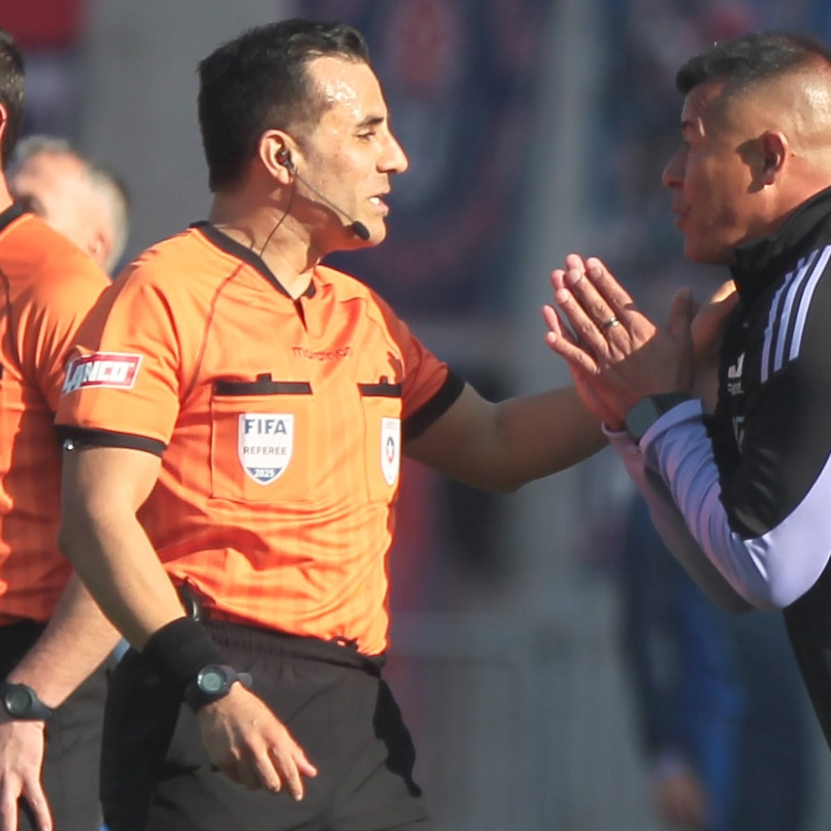 Piero Maza indignado con comisión de arbitraje por no denunciar a Jorge Almirón Piero Maza indignado con comisión de arbitraje por no denunciar a Jorge Almirón
