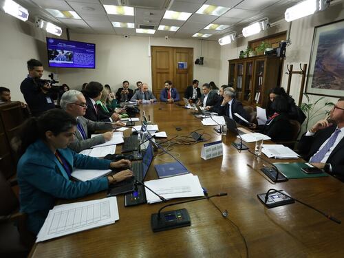 Gobierno dio urgencia de discusión inmediata a discusión sobre sexto retiro