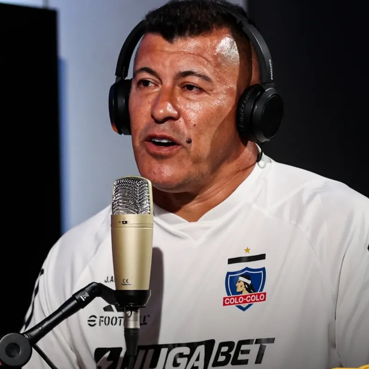 Jorge Almirón en la cuerda floja tras derrota de Colo Colo Jorge Almirón en la cuerda floja tras derrota de Colo Colo