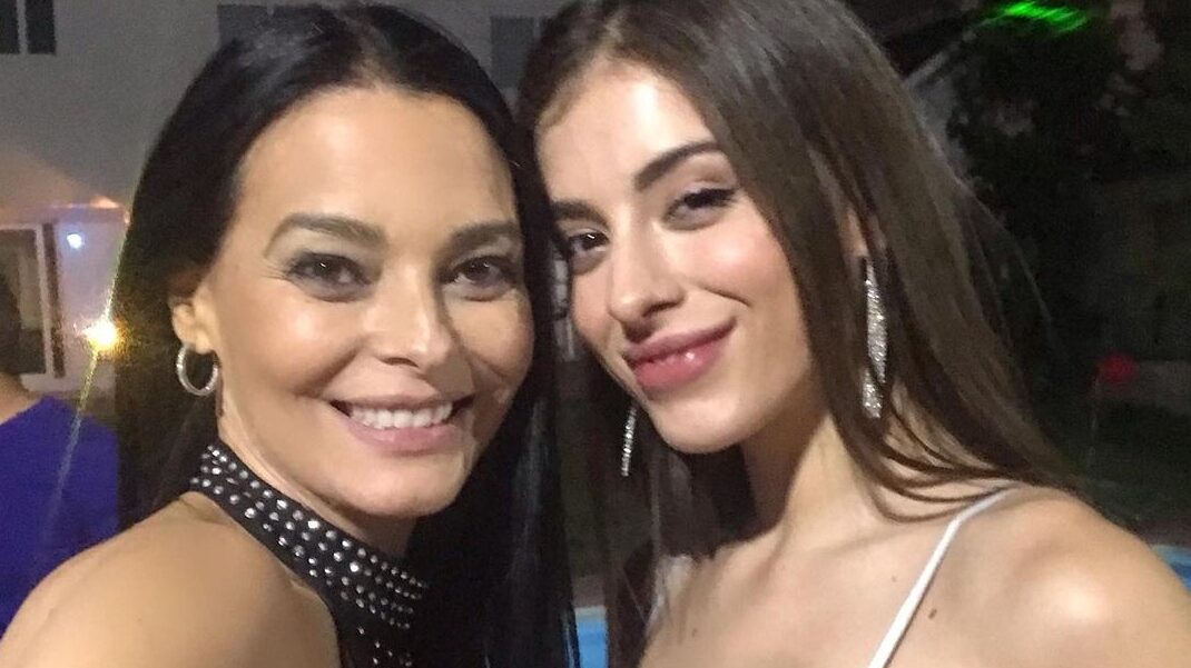 La modelo y lectora de noticia argentina reconoció haber quedado "en shock" luego de conocer que su hija se iba al extranjero por una oportunidad de trabajo.