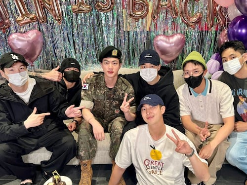 Todos los miembros de BTS se reúnen tras la salida de Jin del servicio militar