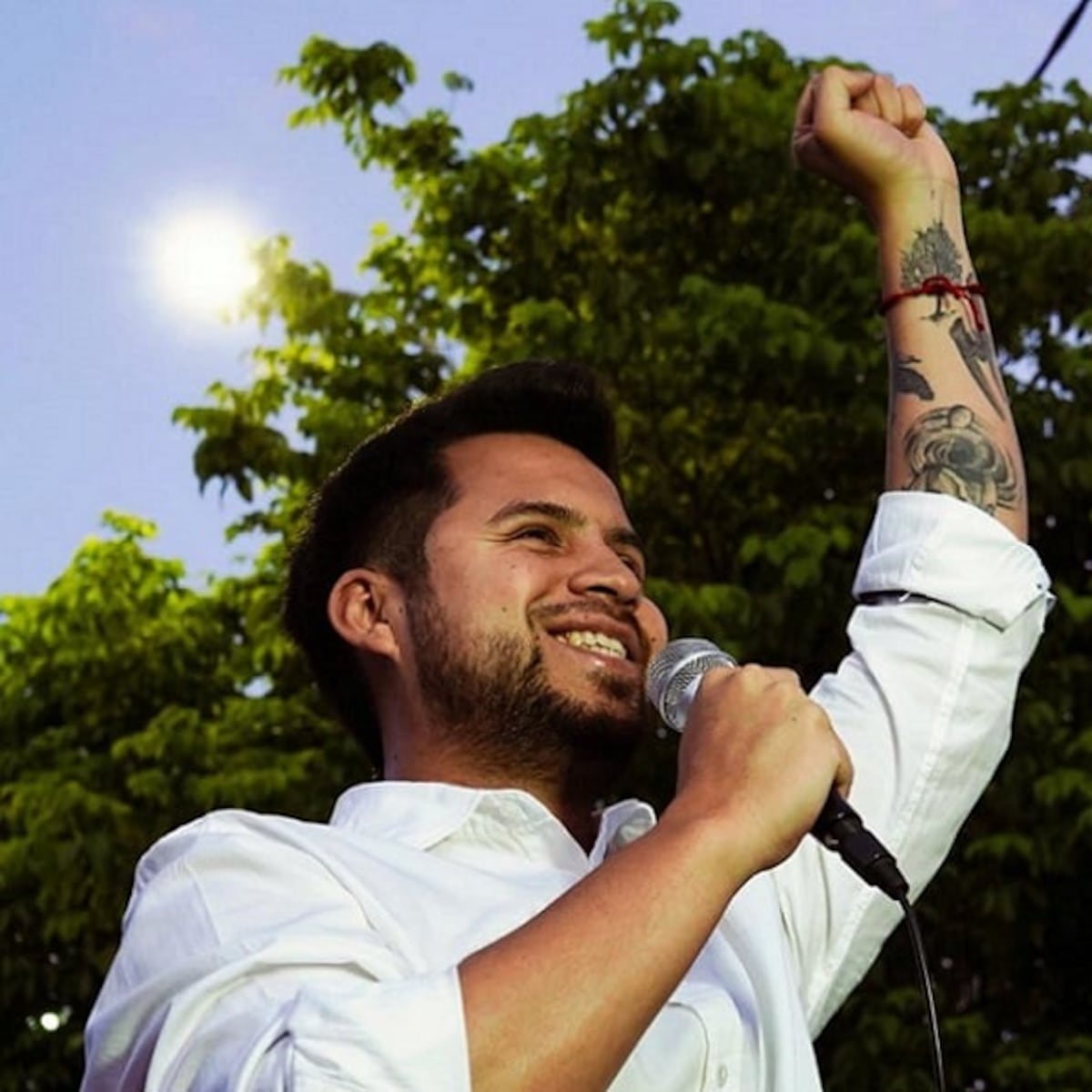 Gustavo Gatica celebra elección como diputado y llama a apoyar a Jeannette Jara Gustavo Gatica celebra elección como diputado y llama a apoyar a Jeannette Jara