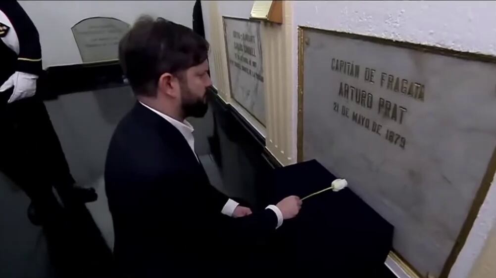 Gabriel Boric arturo prat