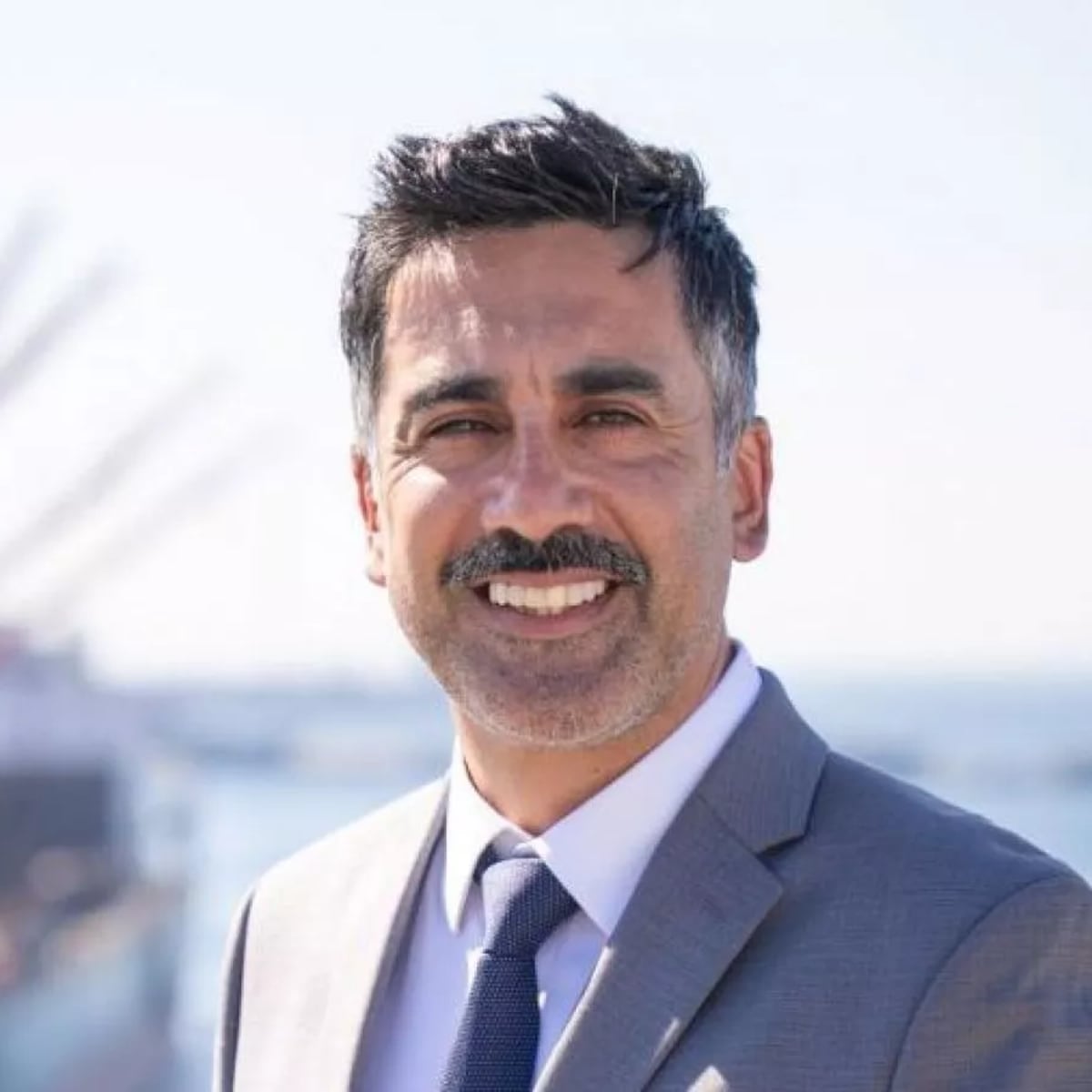 Renuncia seremi de Salud de Valparaíso tras dudas sobre su perfil Renuncia seremi de Salud de Valparaíso tras dudas sobre su perfil