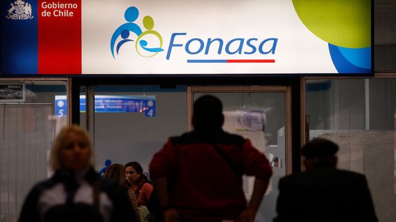 Servicios informáticos de Fonasa funcionan con normalidad tras falla que obligó a suspender la atención de público este jueves
