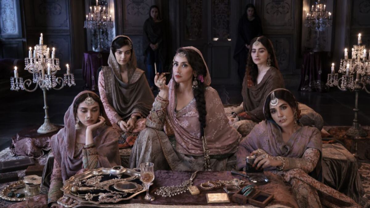 Aditi Rao Hydari, Manisha Koirala, Sanjeeda Sheikh y Richa Chadha in 'Heeramandi'