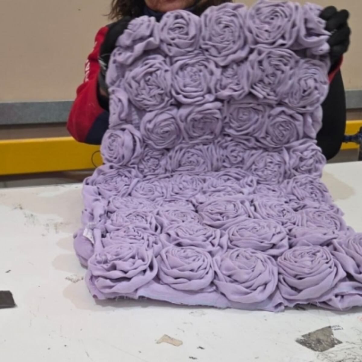 Hallan cocaína oculta en vestido de flores con destino Australia Hallan cocaína oculta en vestido de flores con destino Australia