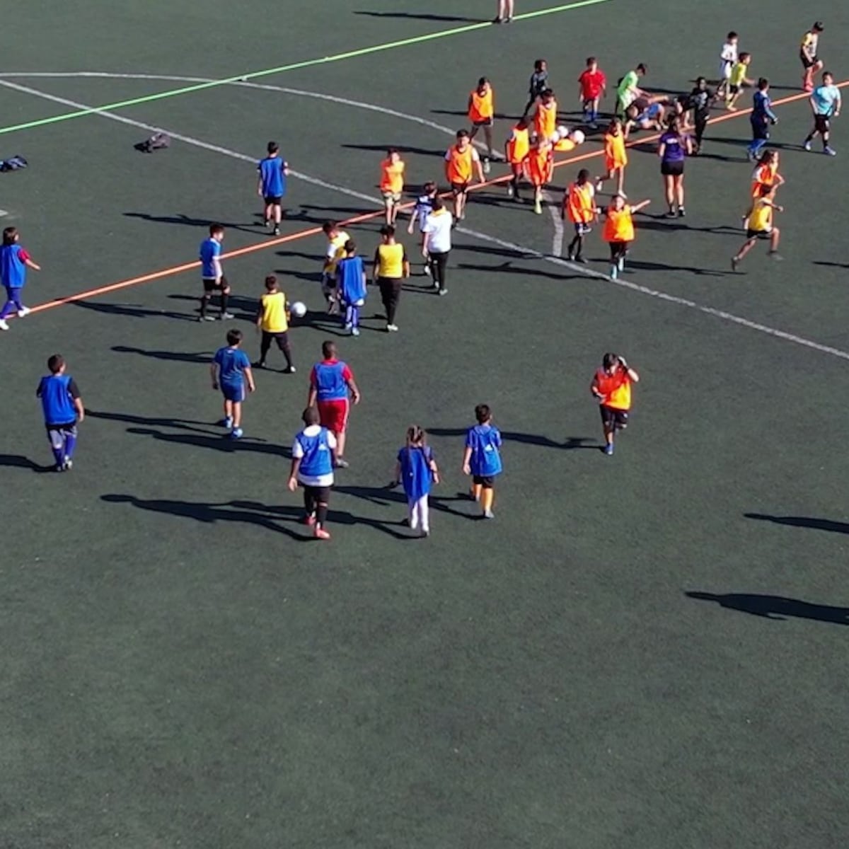 Escuela de Fútbol Municipal gratuita en Quilicura para niñas y niños desde los 6 años Escuela de Fútbol Municipal gratuita en Quilicura para niñas y niños desde los 6 años