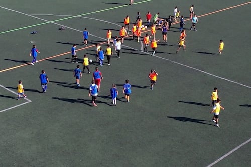 Quilicura crea Escuela de Fútbol Municipal gratuita para niñas y niños desde los 6 años