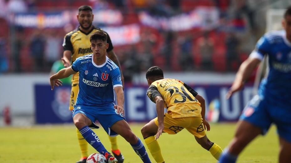 El cuadro universitario se mantiene en el primer puesto del Campeonato Nacional.