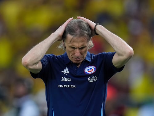 Las complicaciones que genera una salida inmediata de Ricardo Gareca