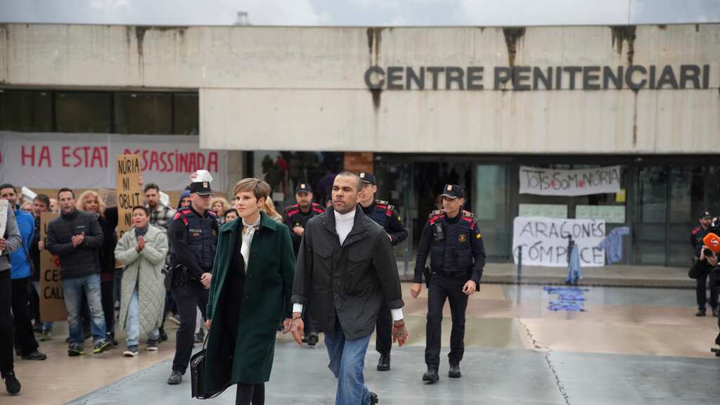Dani Alves en libertad bajo fianza
