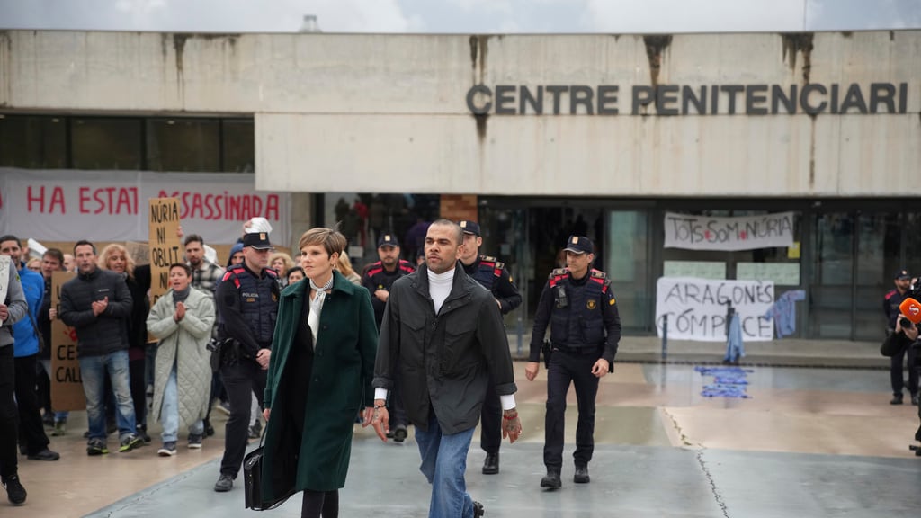 Dani Alves en libertad bajo fianza