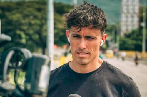 “Lo más bonito de estar acá era...”: Las sentidas palabras de Roberto Cox al despedirse de “CHV Noticias AM”