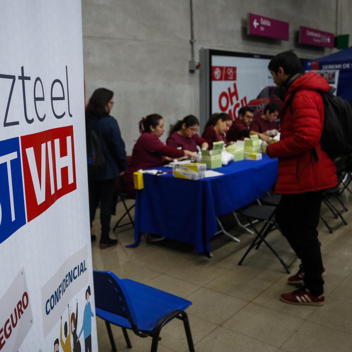 Histórico descenso en contagios de VIH en Chile desde 2015 Histórico descenso en contagios de VIH en Chile desde 2015