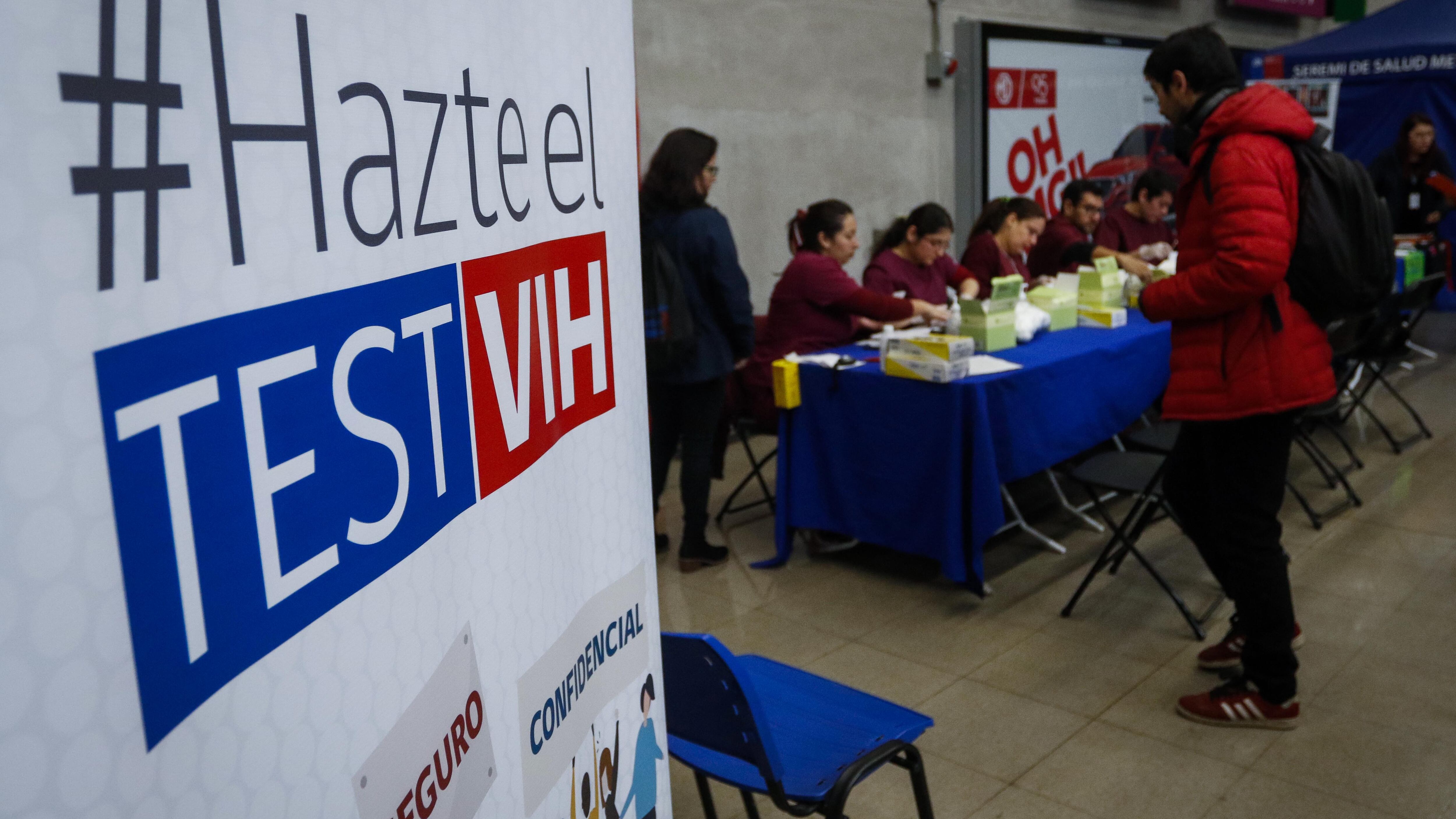 Baja en los contagios de VIH en Chile