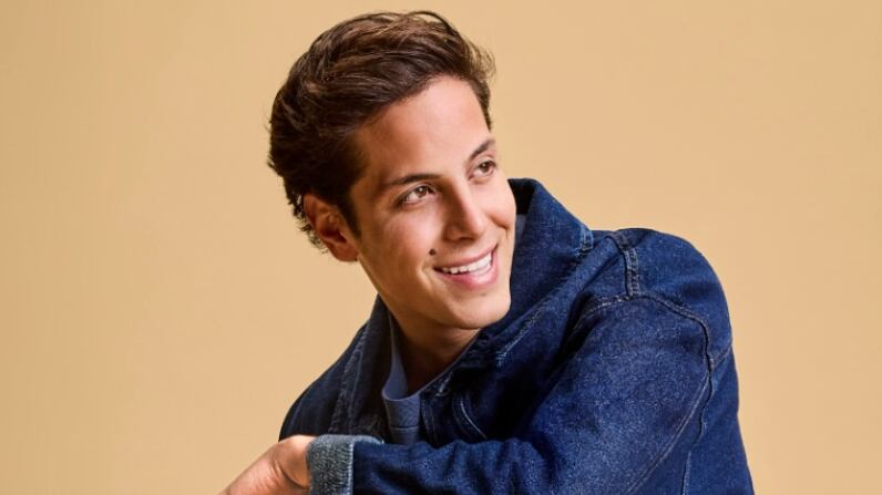 Máximo Menem Bolocco | Fuente: Instagram @tiendas_paris