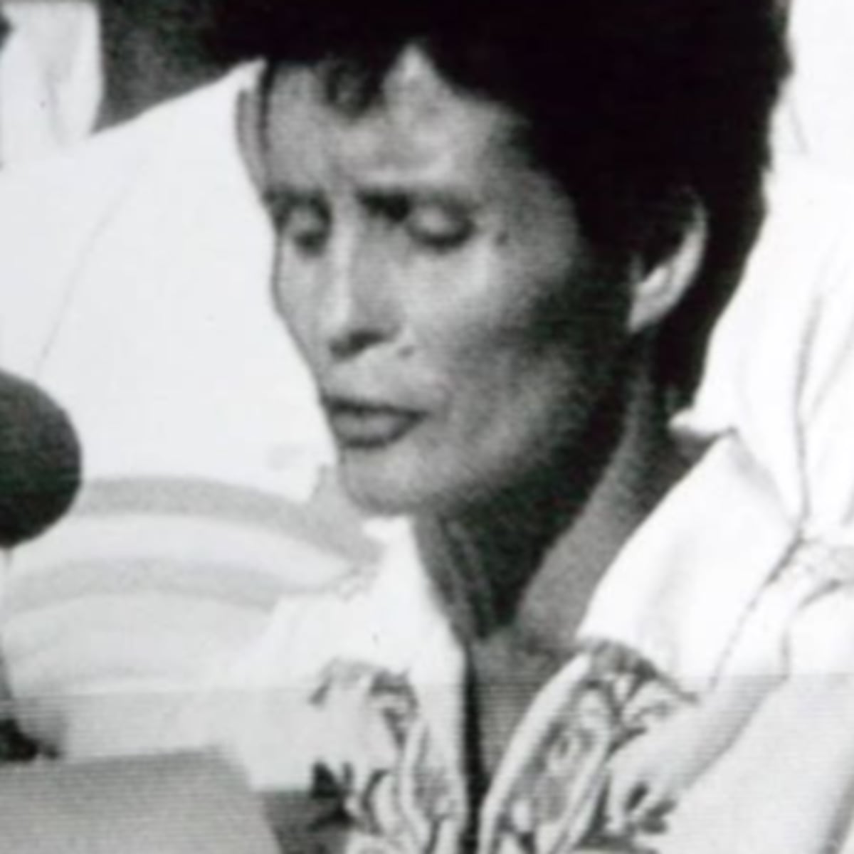 Fallece Luisa Riveros, voz contra la dictadura militar ante el Papa Juan Pablo II Fallece Luisa Riveros, voz contra la dictadura militar ante el Papa Juan Pablo II