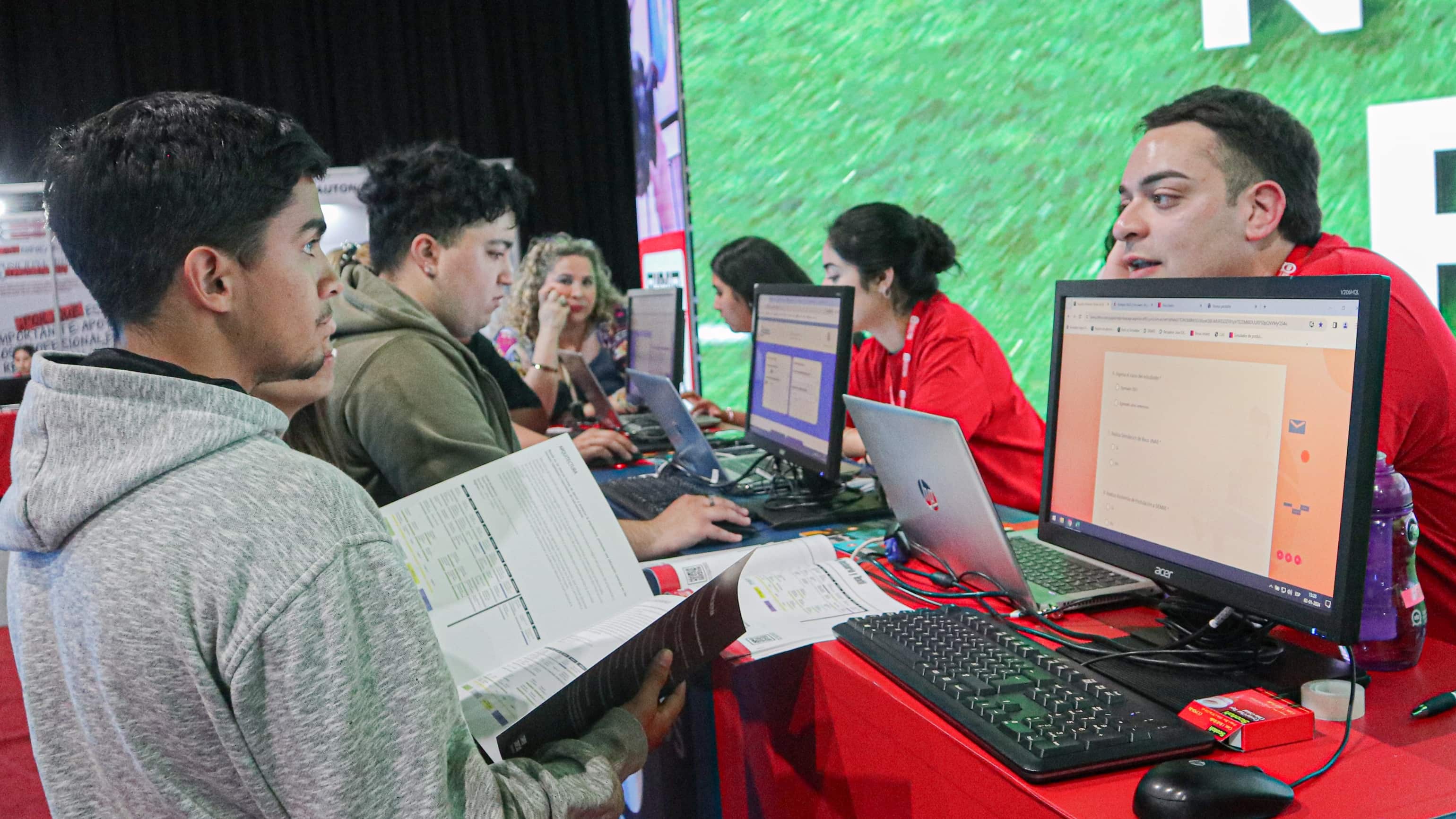 El Mineduc amplió el plazo para que los estudiantes postulen al FUAS.