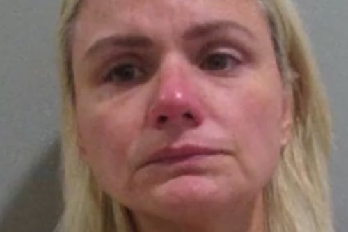 Mujer es condenada a 26 años de prisión por mantener relaciones íntimas con la compañera de colegio de su hija