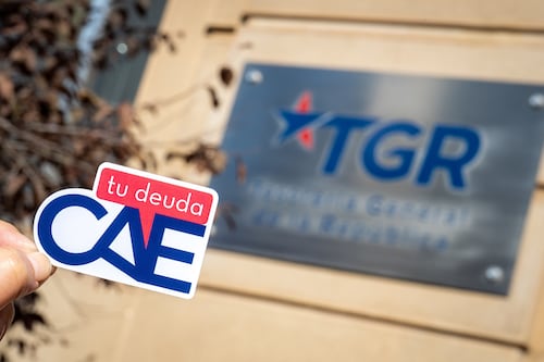 Tesorería inicia embargos de bienes raíces a deudores del CAE