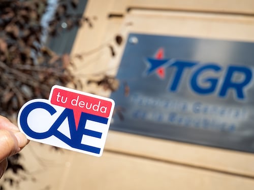 ¿La TGR sacó plata de tu cuenta por deuda del CAE?: Experto explica qué hacer y cuáles son tus derechos