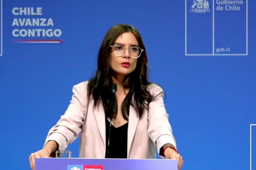 “Es una actitud muy mezquina”: Camila Vallejo acusa “irresponsabilidad” de la UDI por frenar avance de la ley de Sala Cuna