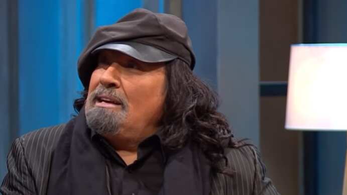 El cantante desmintió en lahora.cl haber sufrido un percance coronario y haber estado internado en una clínica.