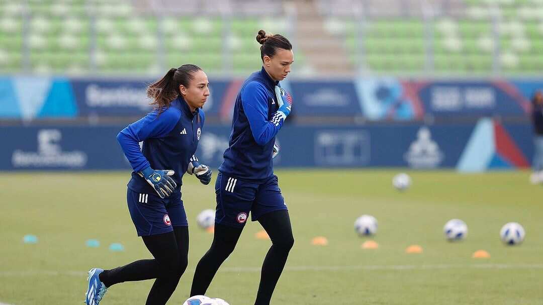 Antonia Canales y Christiane Endler