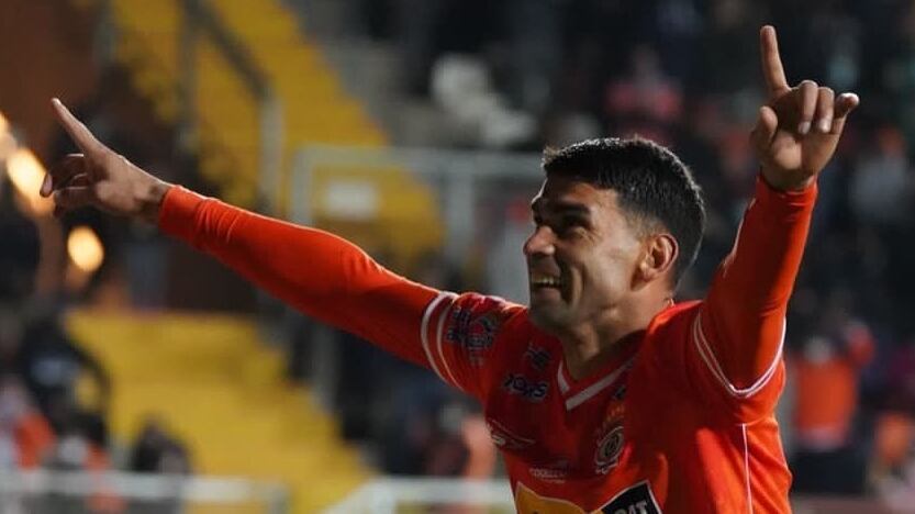 El delantero de Cobreloa fue suspendido por el Tribunal de Disciplina por señalar que en el partido de promoción entre los loínos y Deportes Copiapó hubo situaciones irregulares con las apuestas.