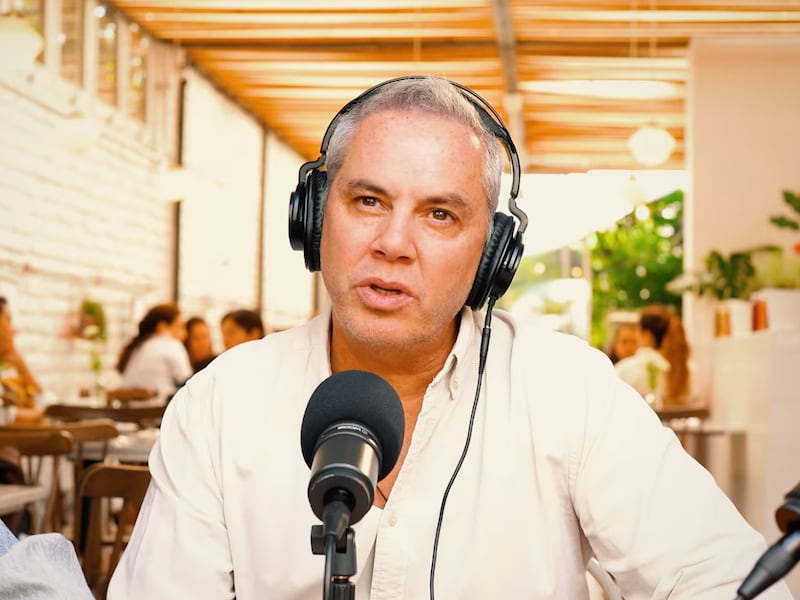 José Miguel Viñuela habla de su paternidad: “En un momento pensé en un vientre de alquiler para ser papá por mi cuenta”