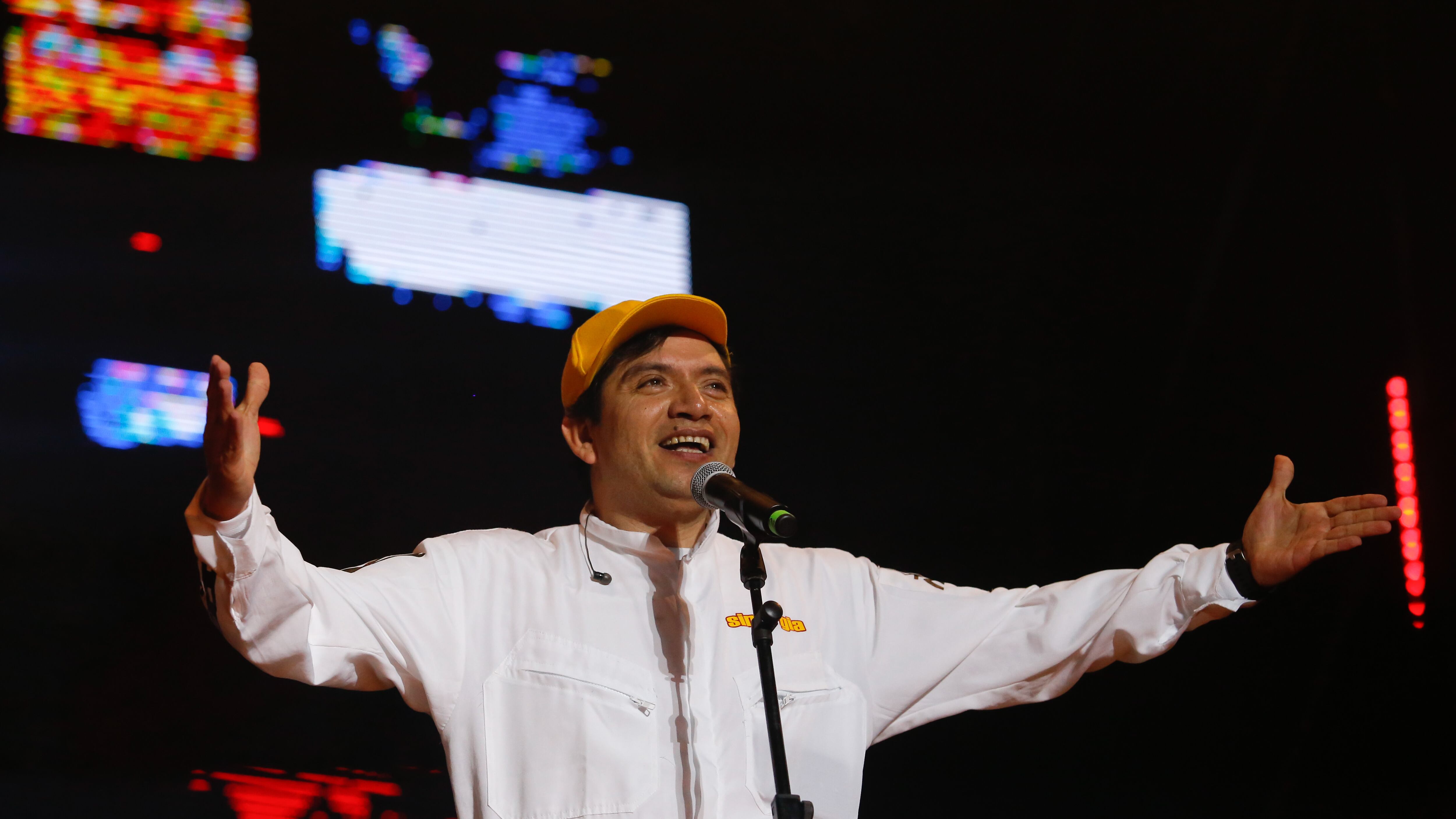 Gira Teletón primera noche en Arica | 9 de Noviembre del 2016/ARICA
El grupo nacional Sinergia se presenta en show de inauguración de la Gira de la Teletón 2016 , que comienza en Arica y se realizo en la Avenida San Martín, frente a la Gobernación Marítima
FOTO:FRANCISCO FLORES SEGUEL/AGENCIAUNO