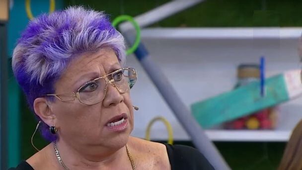 La animadora reveló en Podemos Hablar cuando usó un arma contra un taxista.