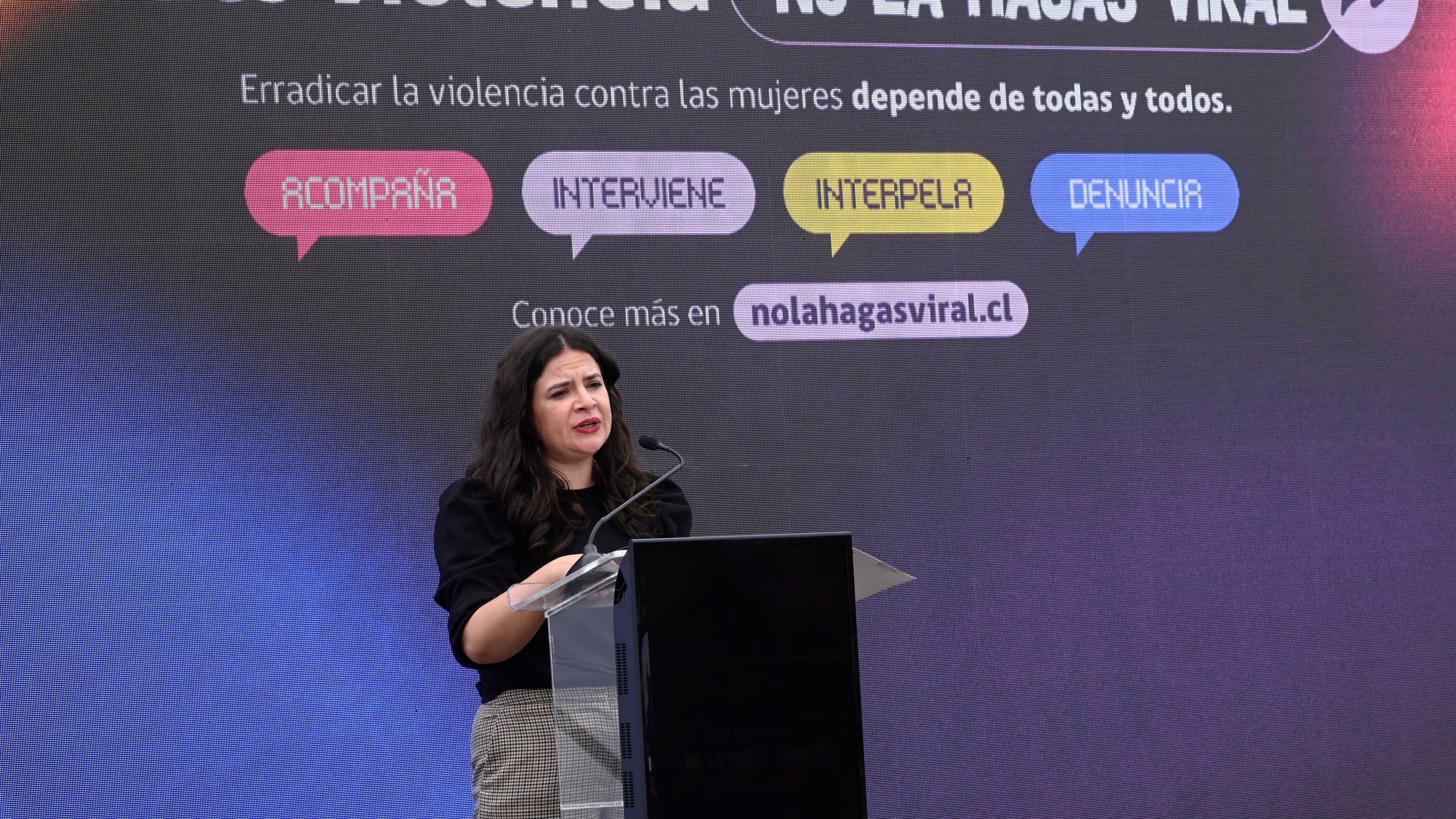 Ministra Orellana.