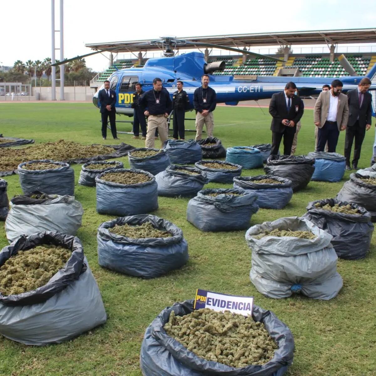 Vínculos entre carabineros y narcos en Ovalle Vínculos entre carabineros y narcos en Ovalle
