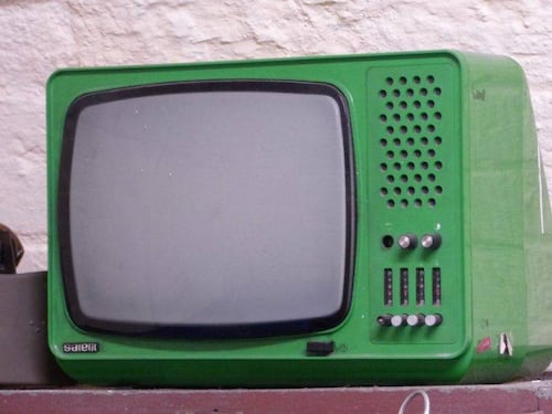 ¿Quieres ver televisión gratis en tu celular? Con estas apps es posible
