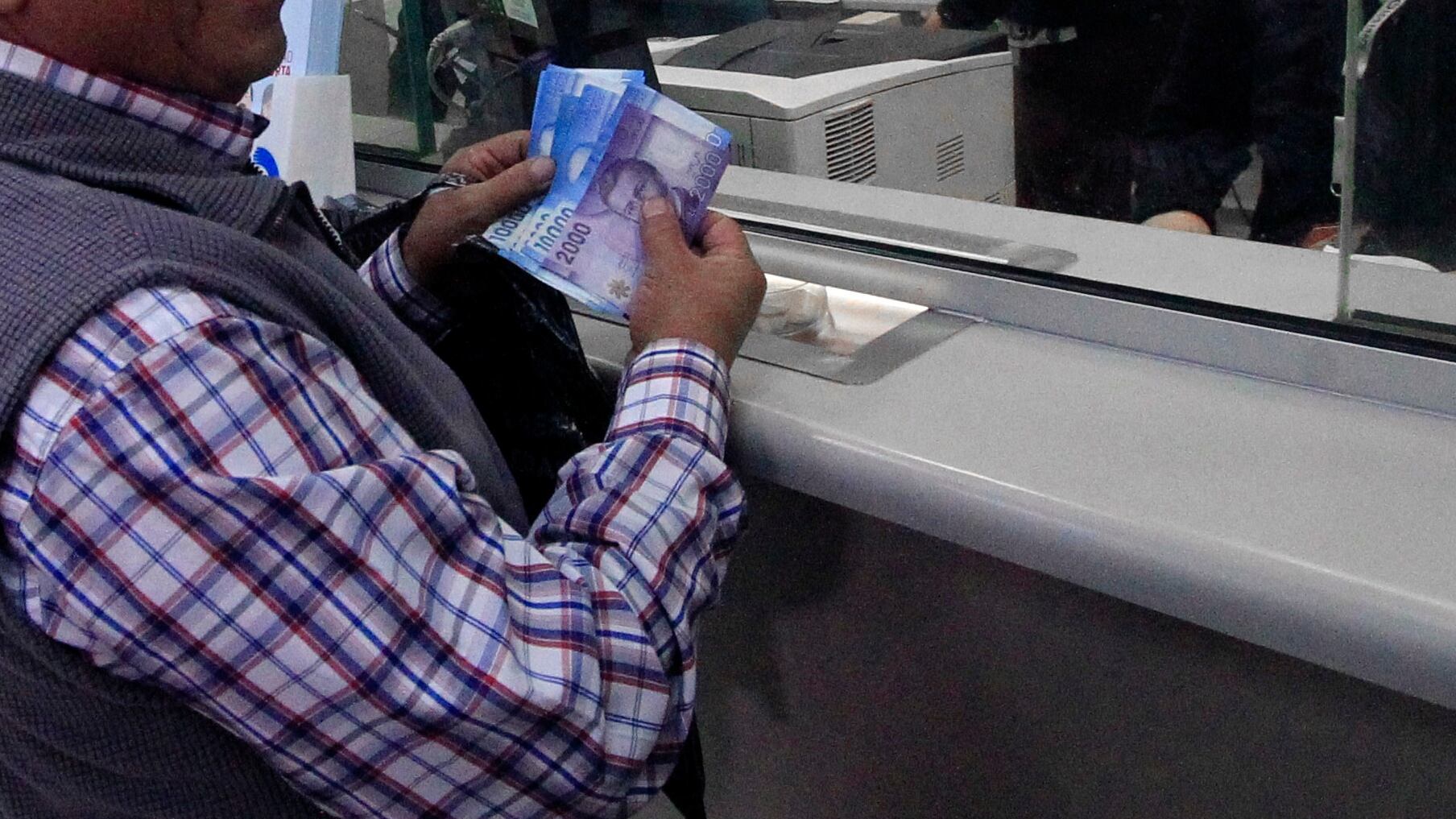 El Instituto de Previsión Social (IPS) es el organismo estatal donde se puede gestionar el pago del aguinaldo navideño para pensionados en Chile.