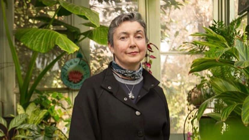 Paulina Urrutia, Revista YA